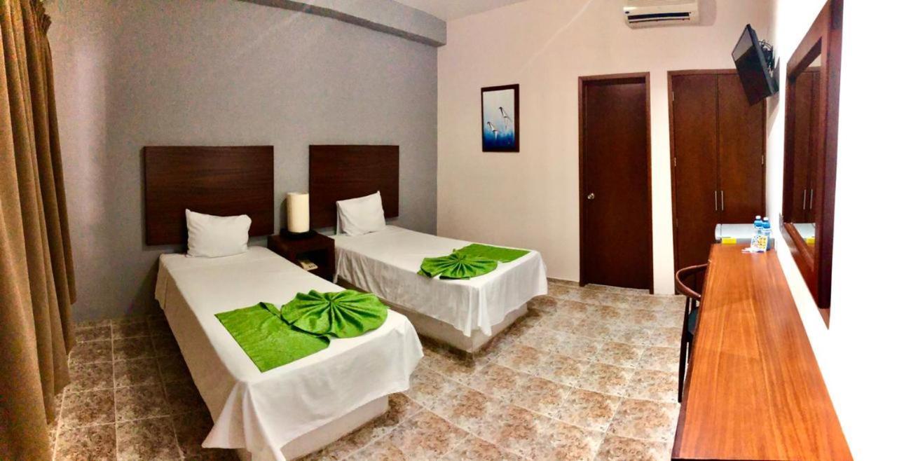 Hotel Del Camino Real El Grullo Екстериор снимка