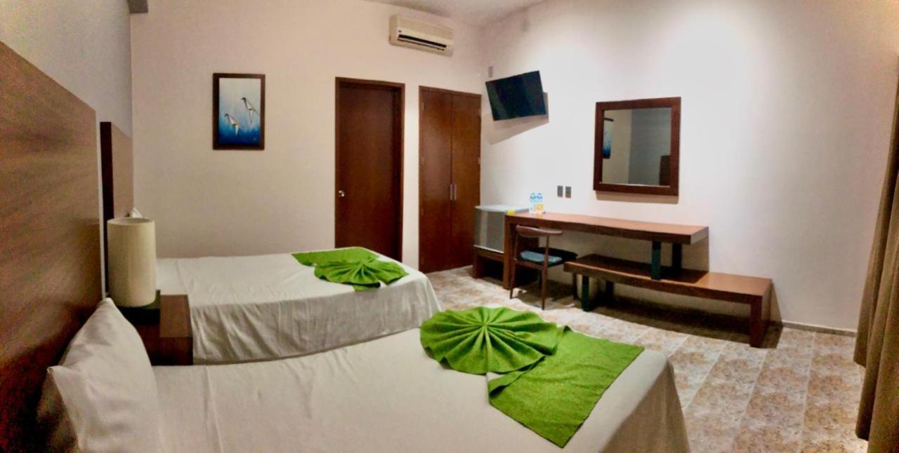 Hotel Del Camino Real El Grullo Екстериор снимка